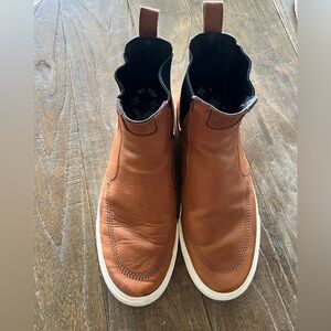 Men’s Nike size 11